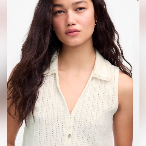 Madewell Crochet-Knit V-Neck Sweater Vest - Picture 2 of 7